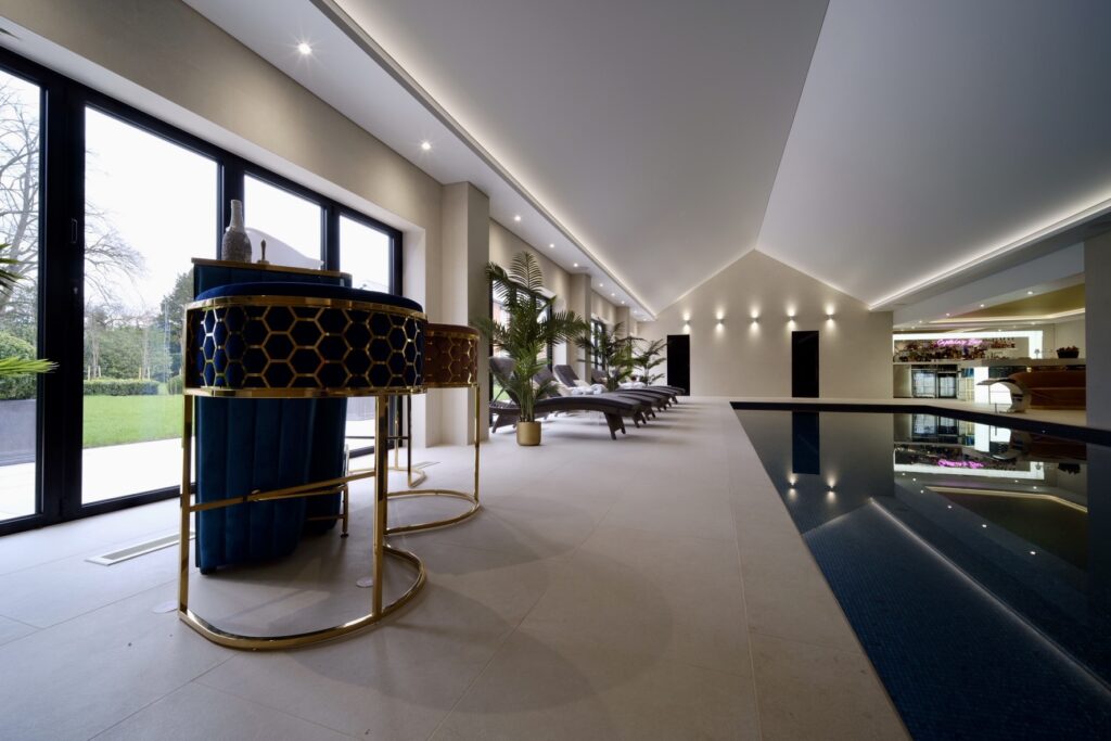 Stretch ceiling with feature lighting design